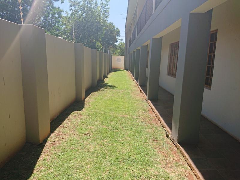 To Let 1 Bedroom Property for Rent in Die Bult North West